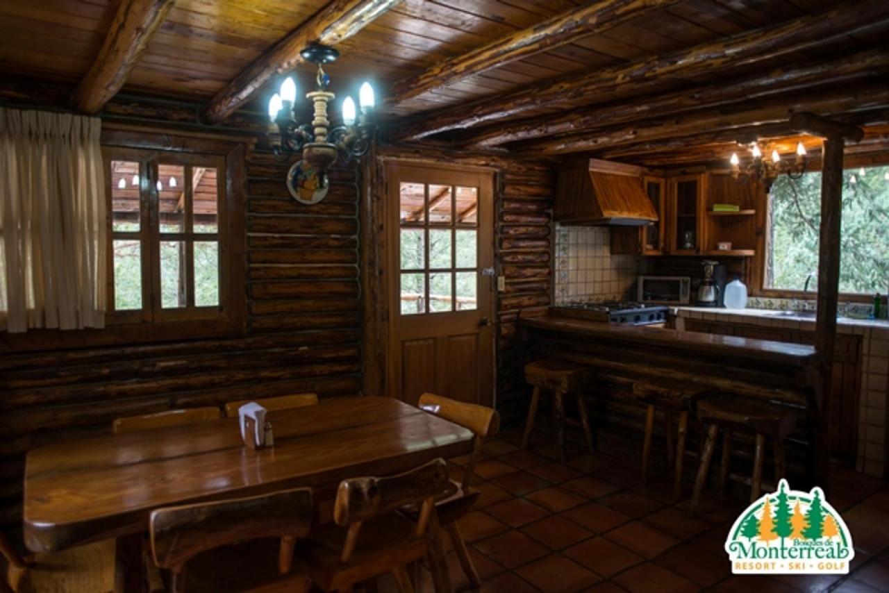 蒙特里尔森林酒店 San Antonio de las Alazanas 外观 照片